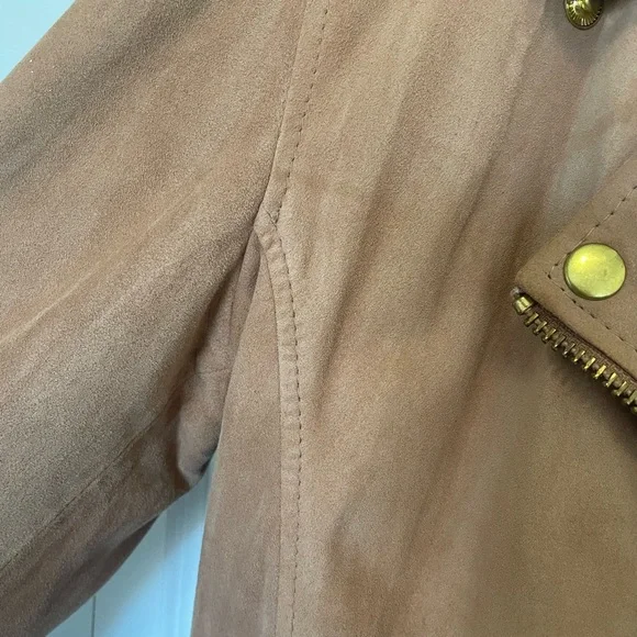 GatsbyLady London 100% Lamb Leather Cropped Moto Jacket Tan and Gold Hardware - Picture 10 of 13